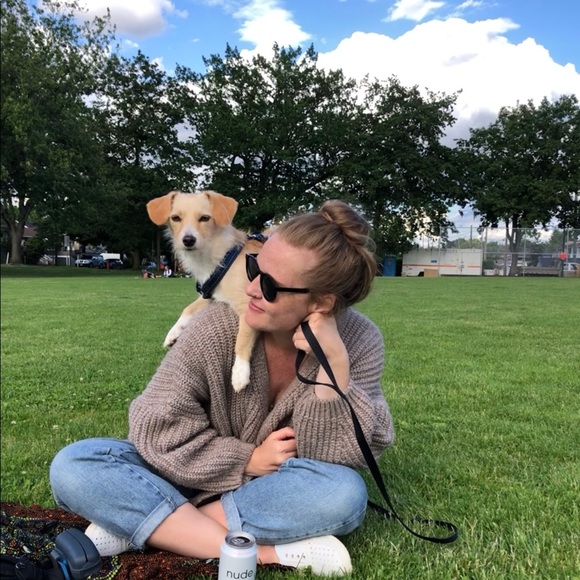 Meet your Posher, Shannon - Picture 1 of 1